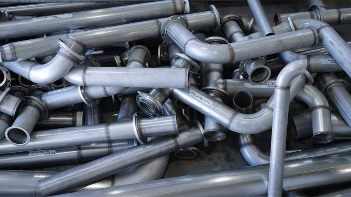 Système de tuyauterie industrielle en acier Auvergne-Rhône-Alpes